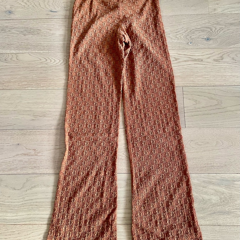 Free People textured knit pants size m/m NWOT - Picture 4 of 6